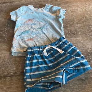 6 months, 2 piece outfit, Just One You made by Carter’s